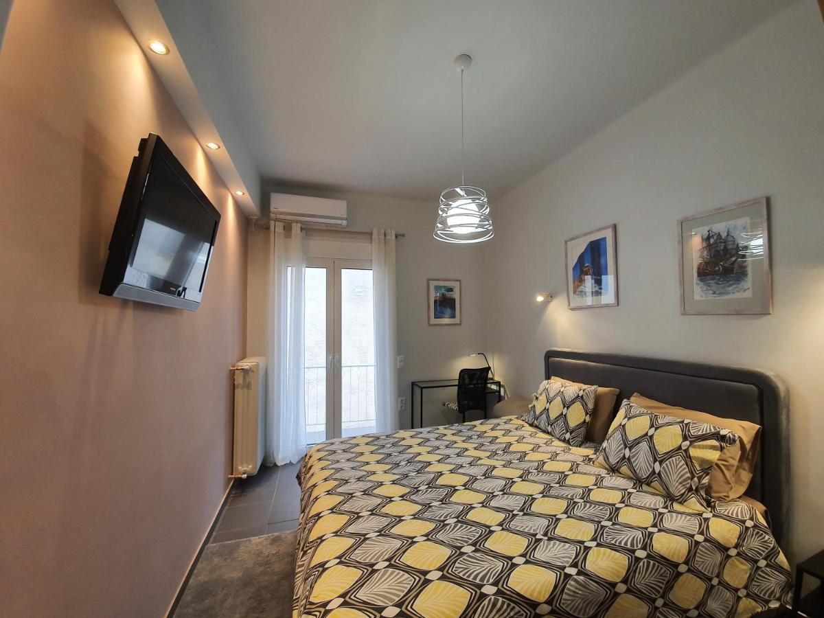 Lukas-2 B/R Luxurious Flat With Veranda Athens Exterior photo