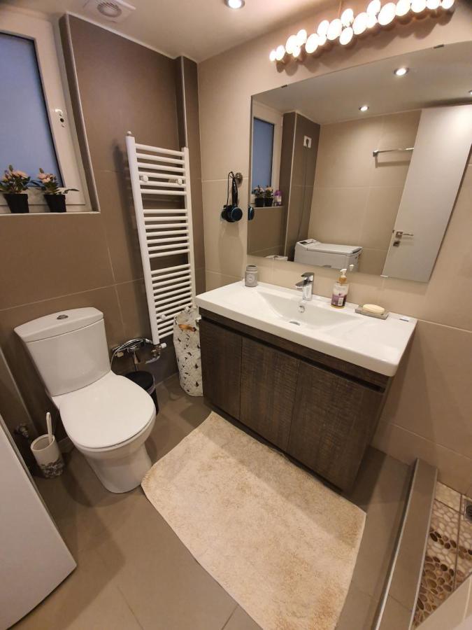 Lukas-2 B/R Luxurious Flat With Veranda Athens Exterior photo